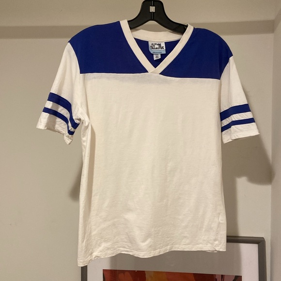 FUTURE COLLECTIVE NWT jersey t-shirt -blue/white -xxsmall -Reese Blutstein - Picture 5 of 7